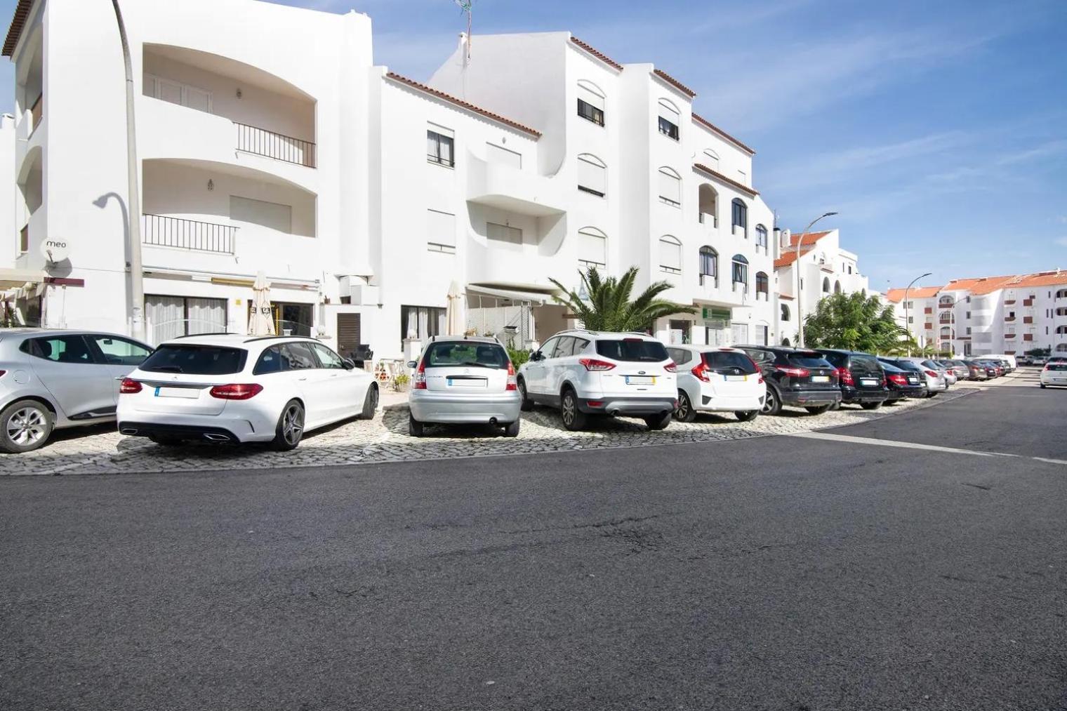 Blue Wave Escape Apartment Albufeira Extérieur photo